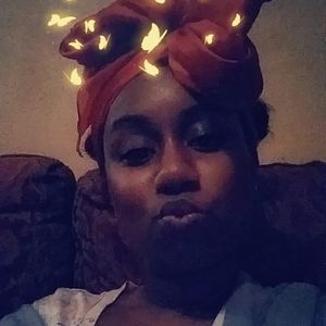 Meet your Posher, Alicia